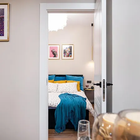 One-Bedroom Traku Street Apartment By Reside Baltic Vilnius Exterior photo